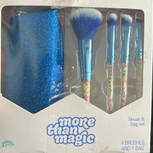 Makeup brush set + Makeup bag More than magic